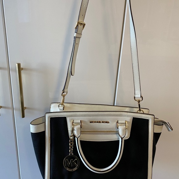 Michael Kors Canvas + Leather Purse - Picture 3 of 8